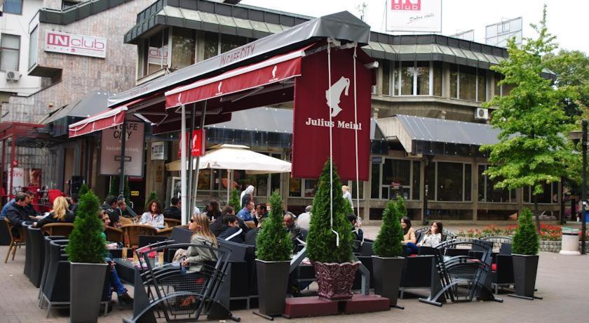In Club Aparthotel Vrnjacka Banja Bagian luar foto