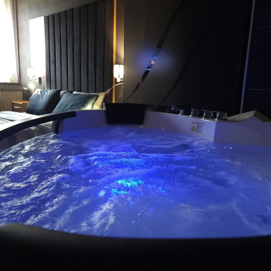 In Club Aparthotel Vrnjacka Banja Bagian luar foto