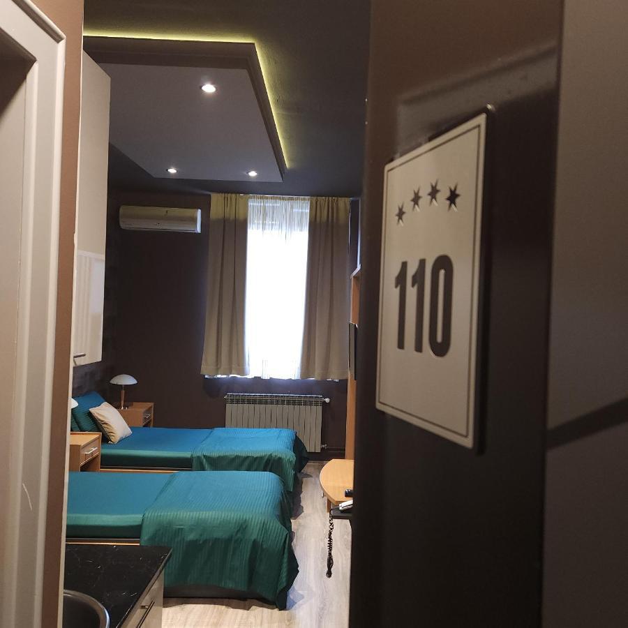 In Club Aparthotel Vrnjacka Banja Bagian luar foto