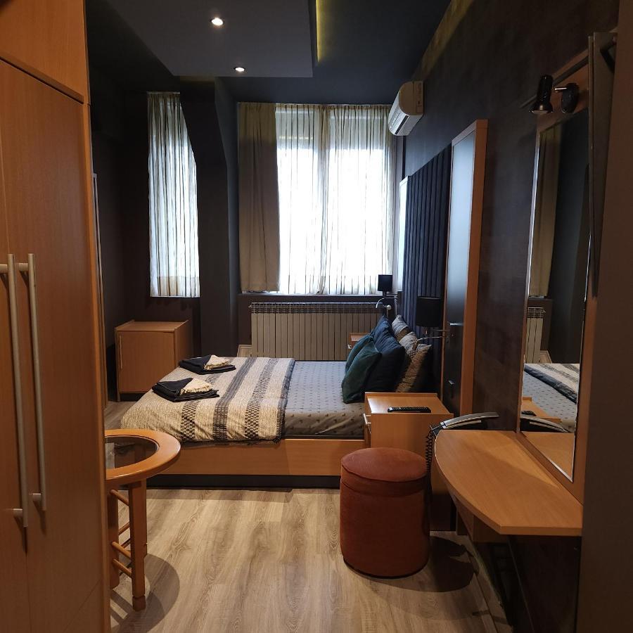 In Club Aparthotel Vrnjacka Banja Bagian luar foto