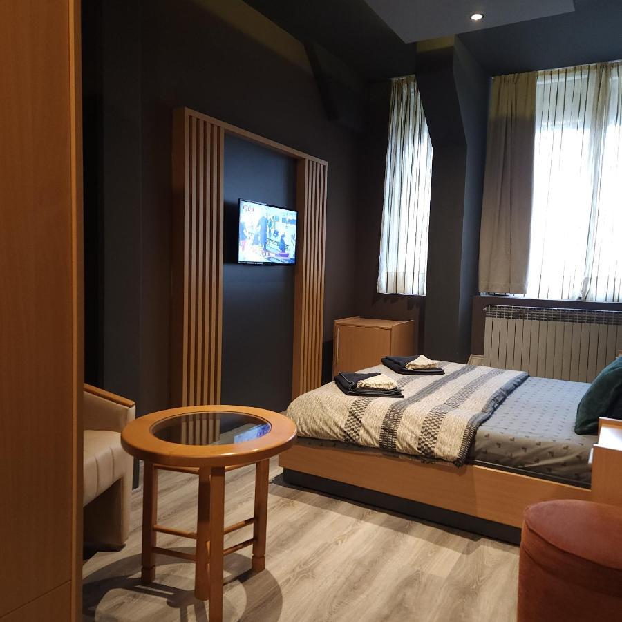 In Club Aparthotel Vrnjacka Banja Bagian luar foto