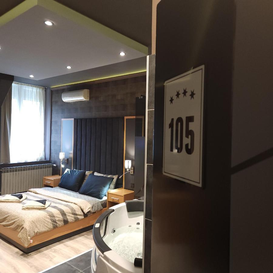 In Club Aparthotel Vrnjacka Banja Bagian luar foto