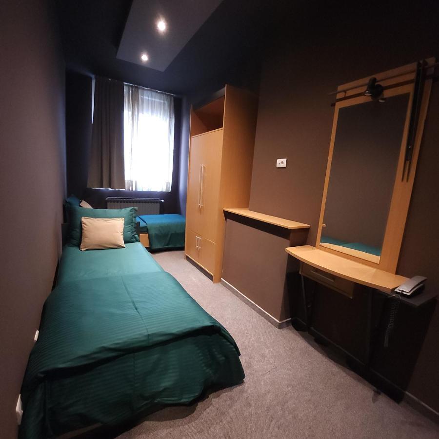 In Club Aparthotel Vrnjacka Banja Bagian luar foto