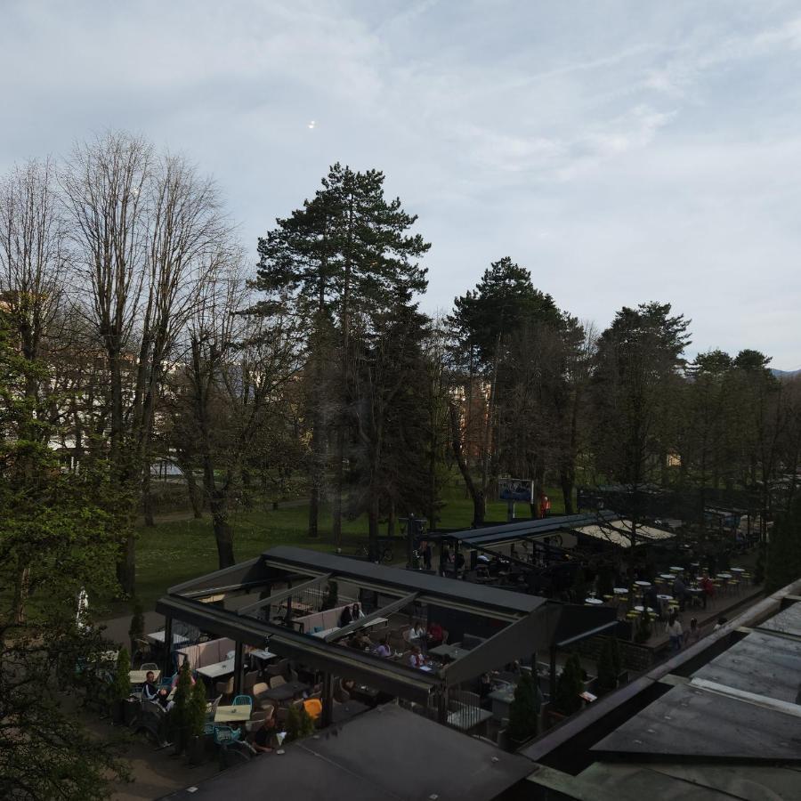 In Club Aparthotel Vrnjacka Banja Bagian luar foto