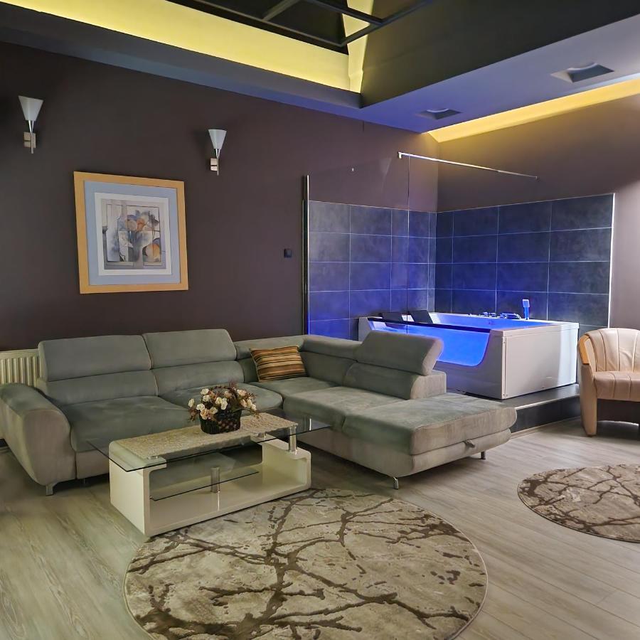 In Club Aparthotel Vrnjacka Banja Bagian luar foto