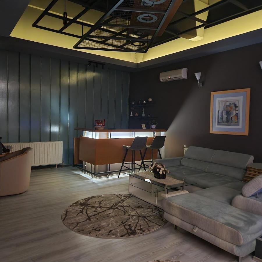 In Club Aparthotel Vrnjacka Banja Bagian luar foto