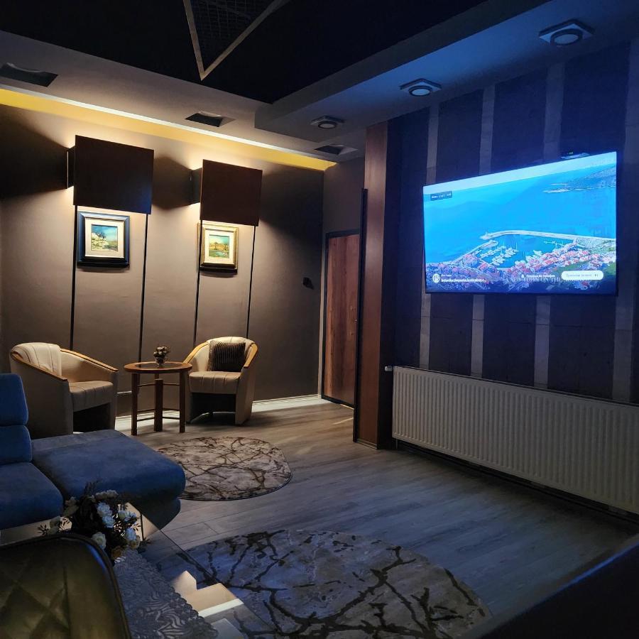 In Club Aparthotel Vrnjacka Banja Bagian luar foto