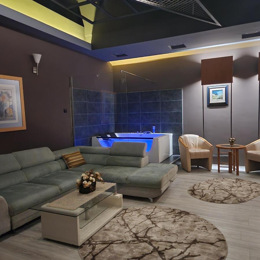 In Club Aparthotel Vrnjacka Banja Bagian luar foto