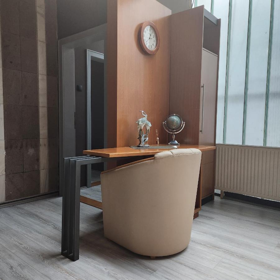 In Club Aparthotel Vrnjacka Banja Bagian luar foto