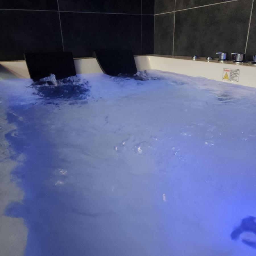 In Club Aparthotel Vrnjacka Banja Bagian luar foto