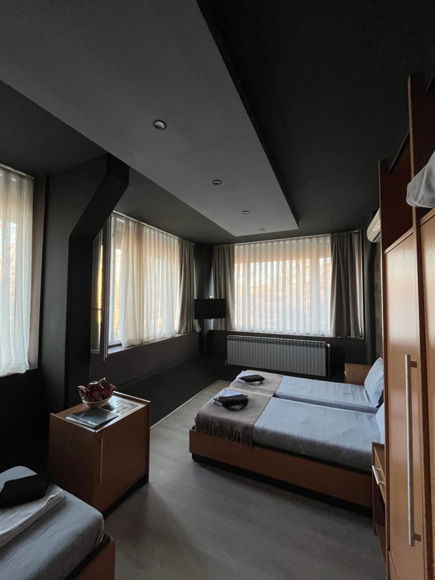 In Club Aparthotel Vrnjacka Banja Bagian luar foto